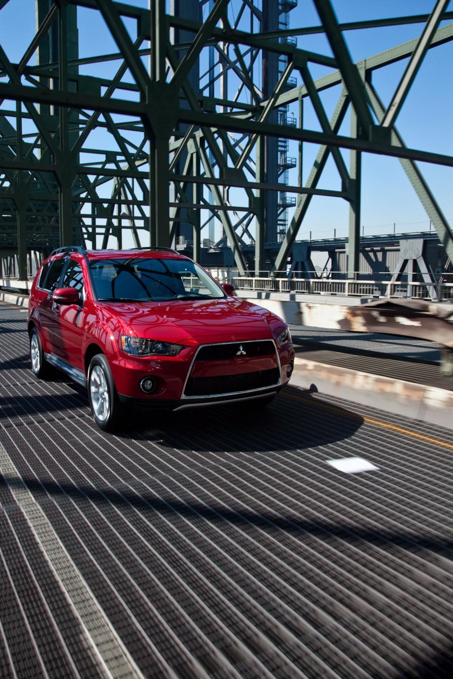  Mitsubishi Outlander 2010 года  (фото 28 из 28)